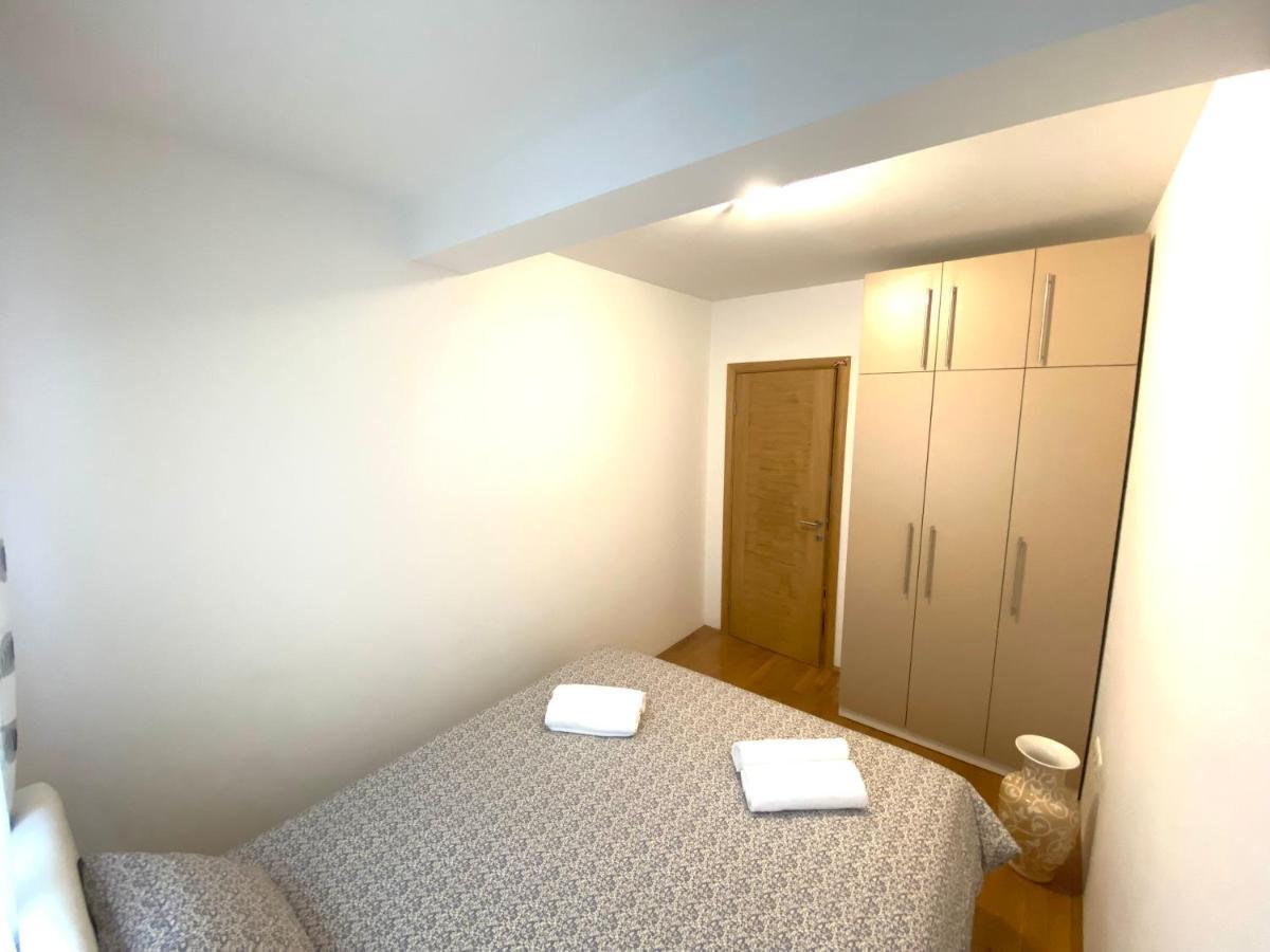 Heart Of Old Town Apartment